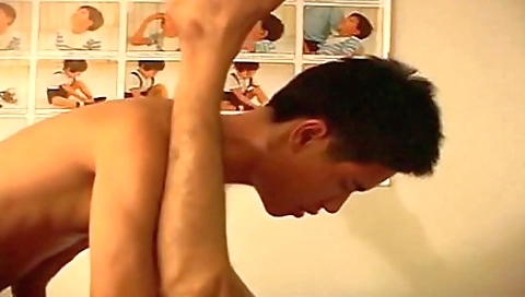 Sexy blonde model take pole and cum