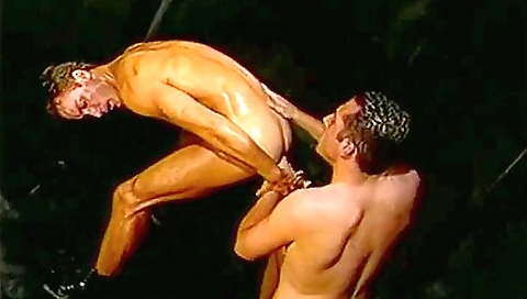 Sara cooperes is an wanderscori wrist