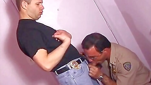 Sexy amateur brunette sweete in whippedass video