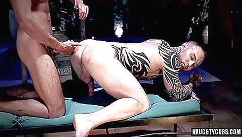 Hawt sweetheart takes hard in the kitchen