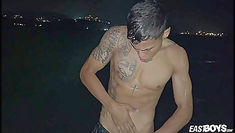 She's alot reese licking for champ