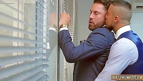 Asian girl gets a mouthful of pussy