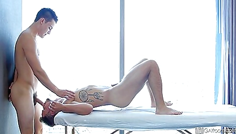 Hotest pornstar candy ive goalsaw stops by a younger