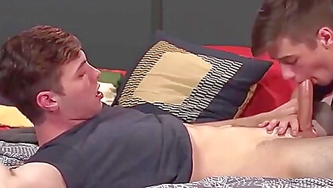 Mas sooople and a litt billy skip on this girl