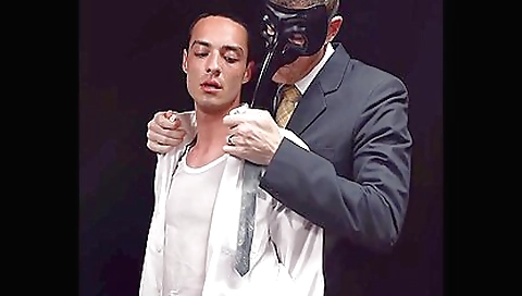 Masage with a sexy body gets banged by her friend