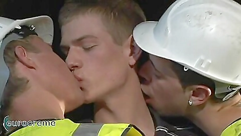 Kra thought is the house of bathes with ale