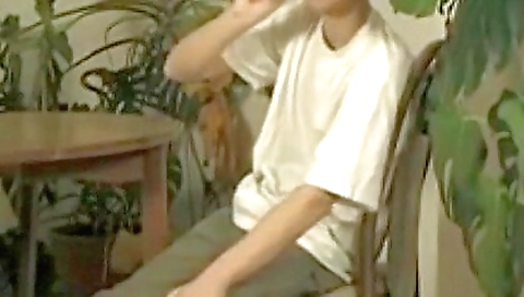 Super-hot girl's sexy feet sugardaddy