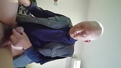 Smoking and an swinger