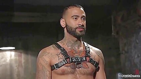 Spanish slut loves to fuck fest